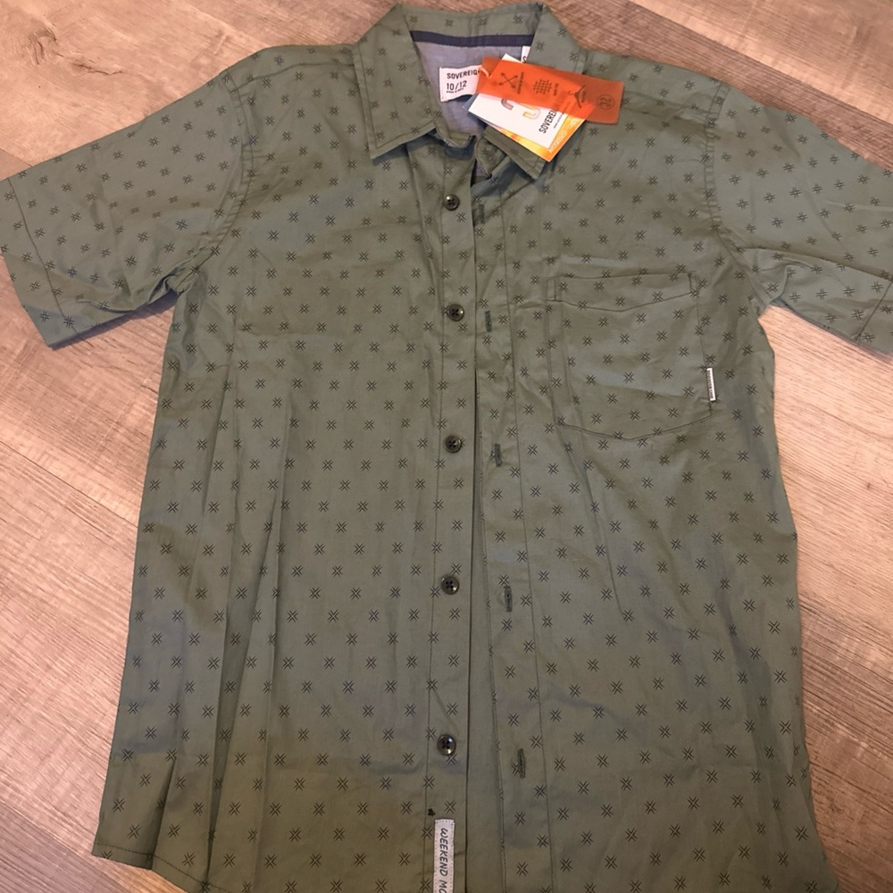 Sovereign Code Olive Green Casual Button Down Shirt‎